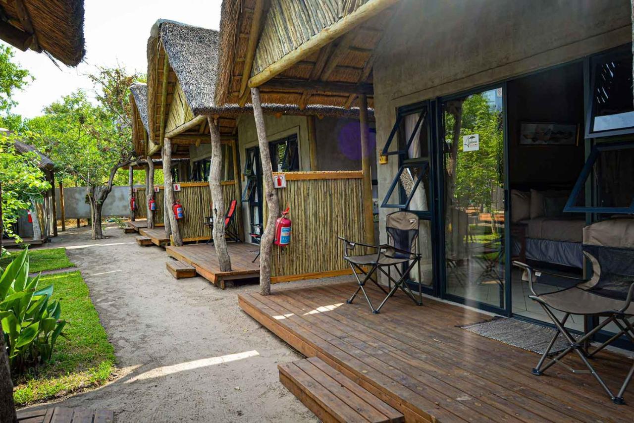 African Excursions Guest House Khwai ภายนอก รูปภาพ