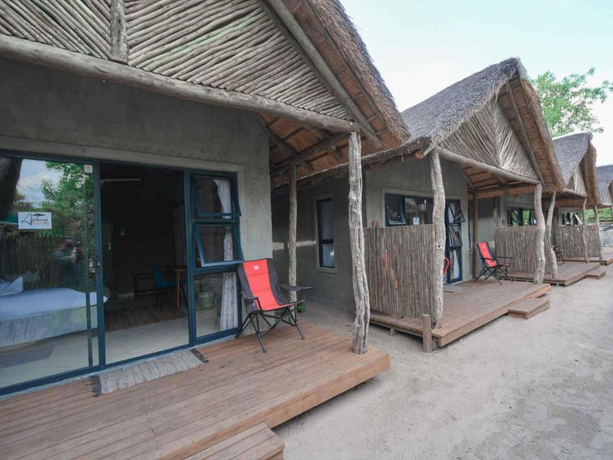 African Excursions Guest House Khwai ภายนอก รูปภาพ