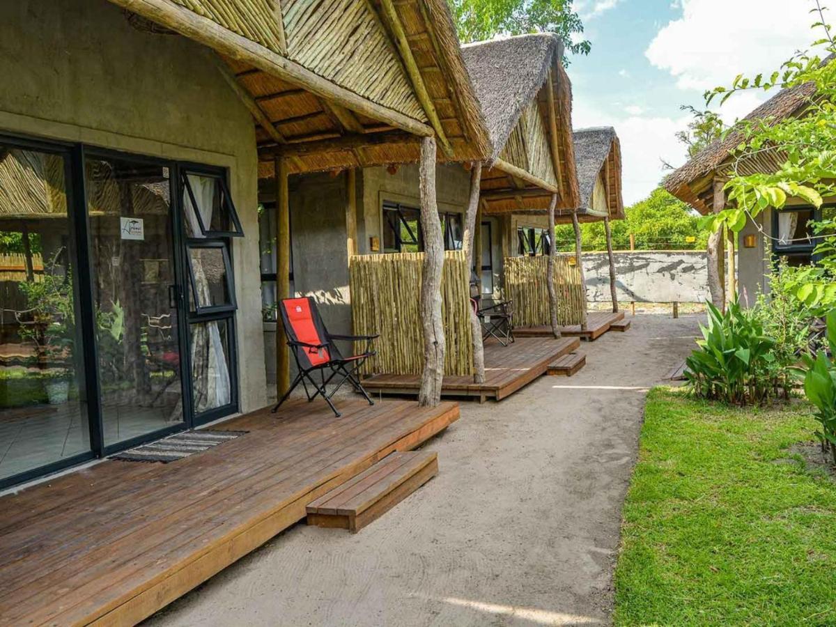 African Excursions Guest House Khwai ภายนอก รูปภาพ
