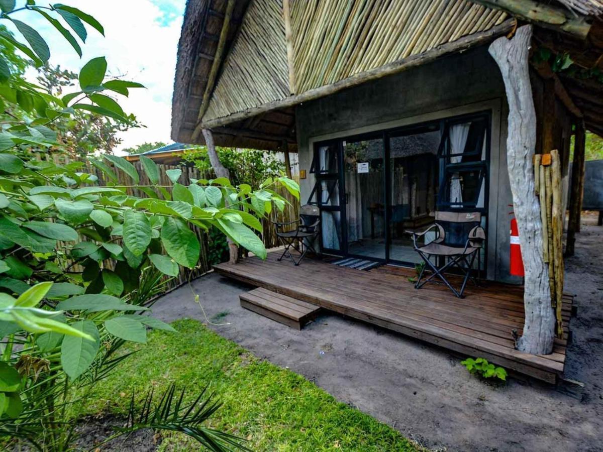 African Excursions Guest House Khwai ภายนอก รูปภาพ